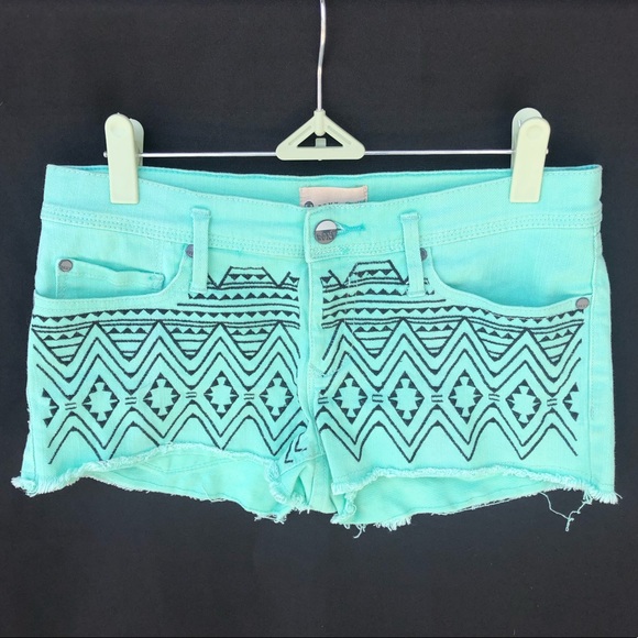 Mint Green Roxy Shorts 💛 - Picture 1 of 3